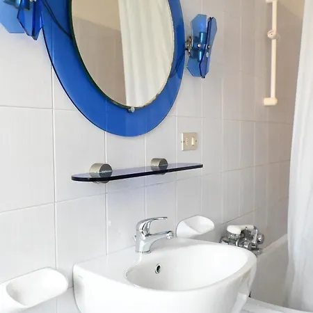 Apartament Sirolo, Trilocale In Centro, Con Terrazzo E Aria Condizionata - S078 Sirolo